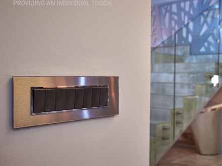 Distributor Saklar legrand arteor